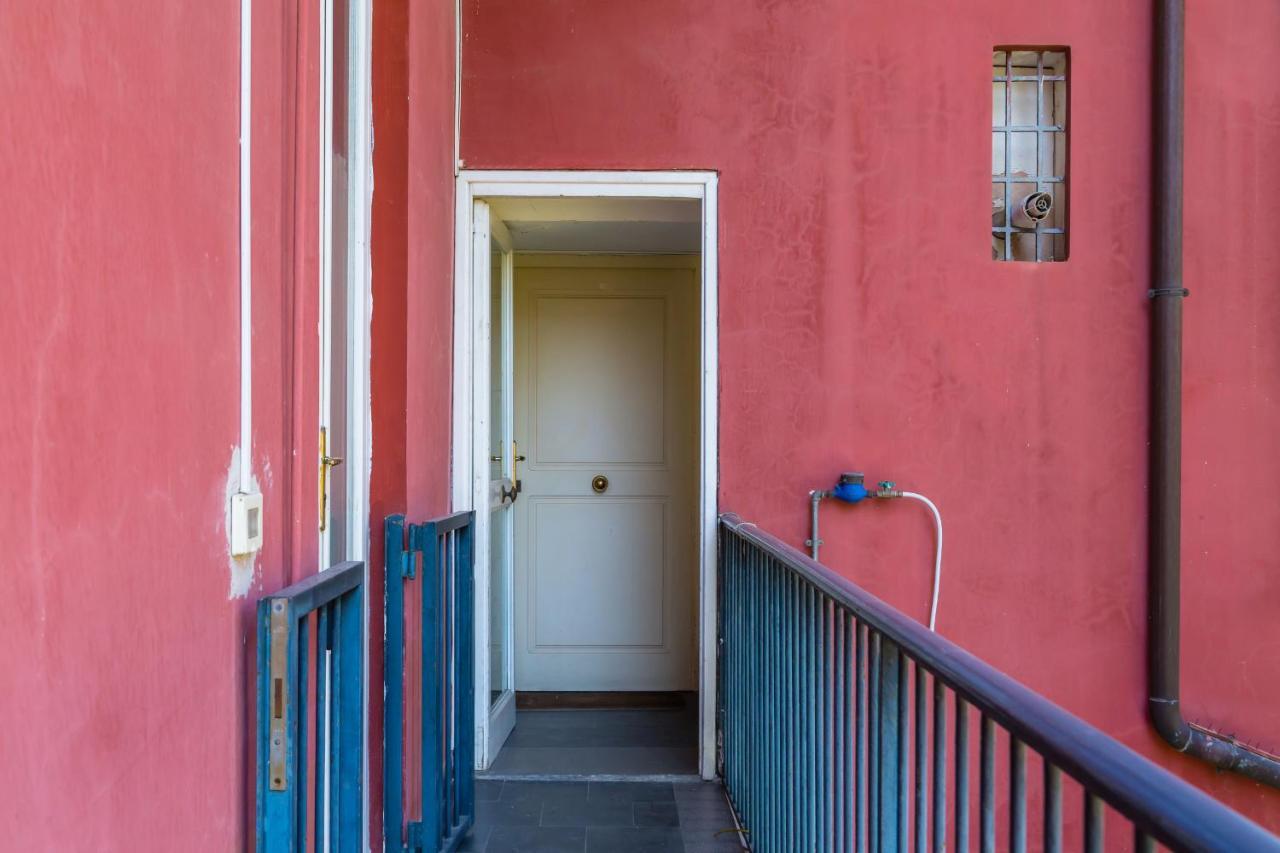Calascione Apartments By Wonderful Italy Наполи Екстериор снимка