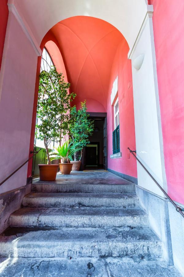 Calascione Apartments By Wonderful Italy Наполи Екстериор снимка
