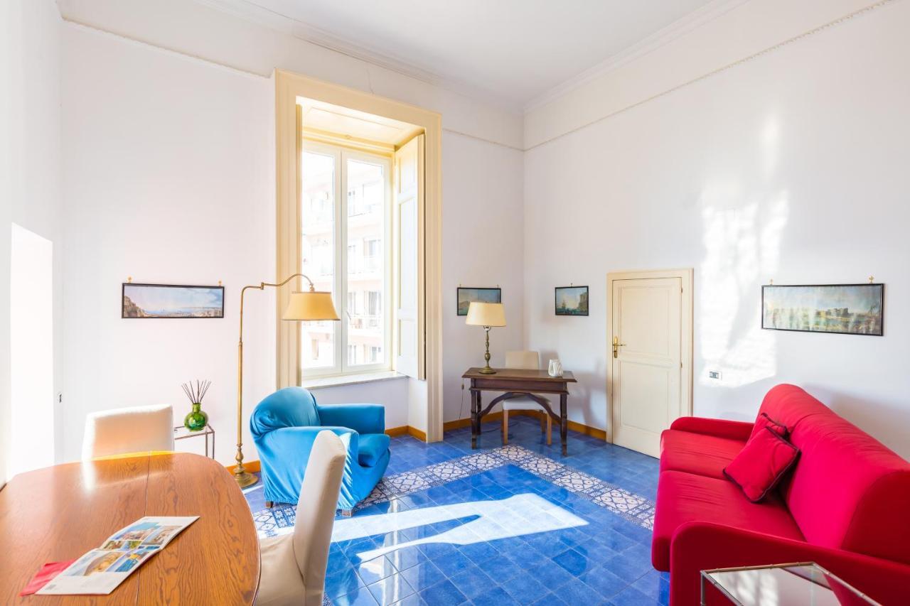 Calascione Apartments By Wonderful Italy Наполи Екстериор снимка