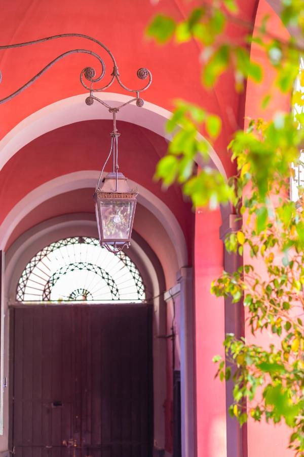 Calascione Apartments By Wonderful Italy Наполи Екстериор снимка