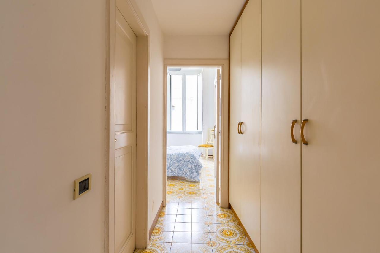 Calascione Apartments By Wonderful Italy Наполи Екстериор снимка