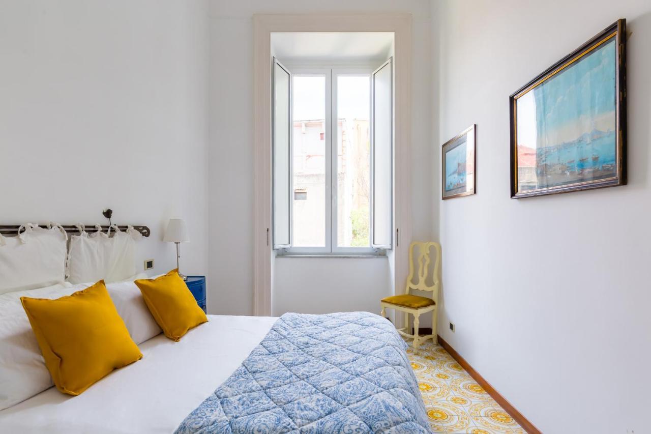 Calascione Apartments By Wonderful Italy Наполи Екстериор снимка